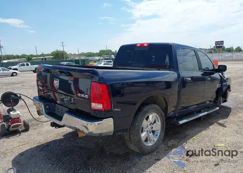 2016 Ram 1500 Big Horn z USA, uszkodzony, nr VIN 3C6RR7LT8GG127426